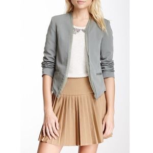 ✨NWT✨ Army Green Open Blazer w/ Mesh Trim